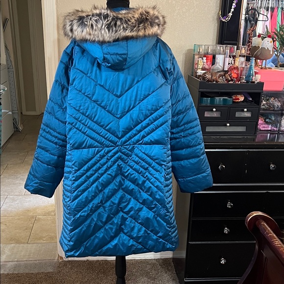 Women's Blue Quilted Jacket with Faux Fur Hood - Picture 3 of 6